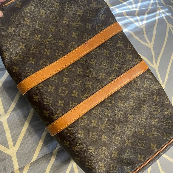 Louis Vuitton | Keepall 45 - Picture 12 of 16